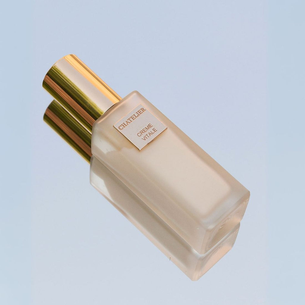Chatelier_Creme_vitale_bottle on a light blue background